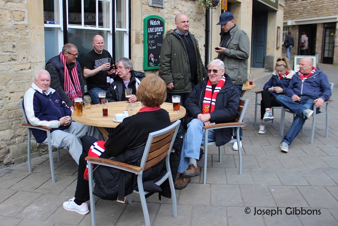 Outside the Golden Fleece