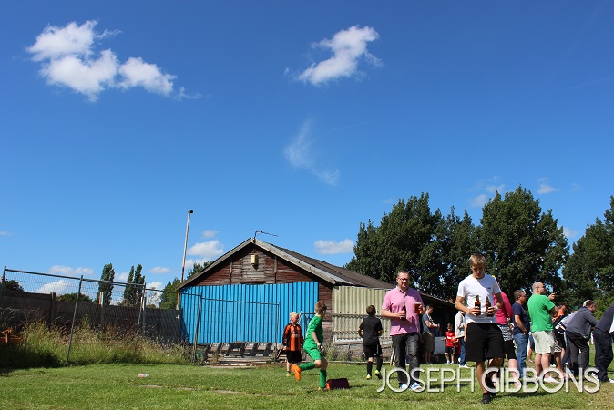 Daisy Hill FC - New Sirs