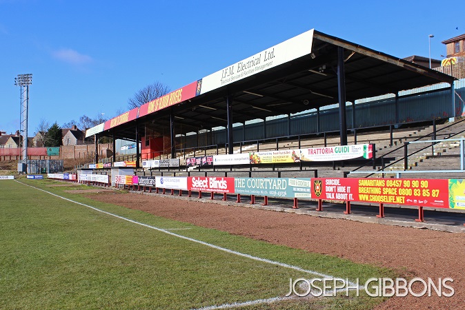 Albion Rovers FC - Cliftonhill