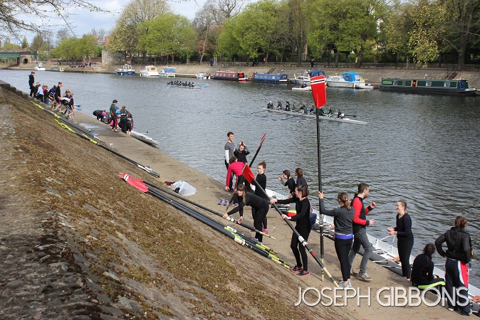 Early morning rowing in the Ouse, York